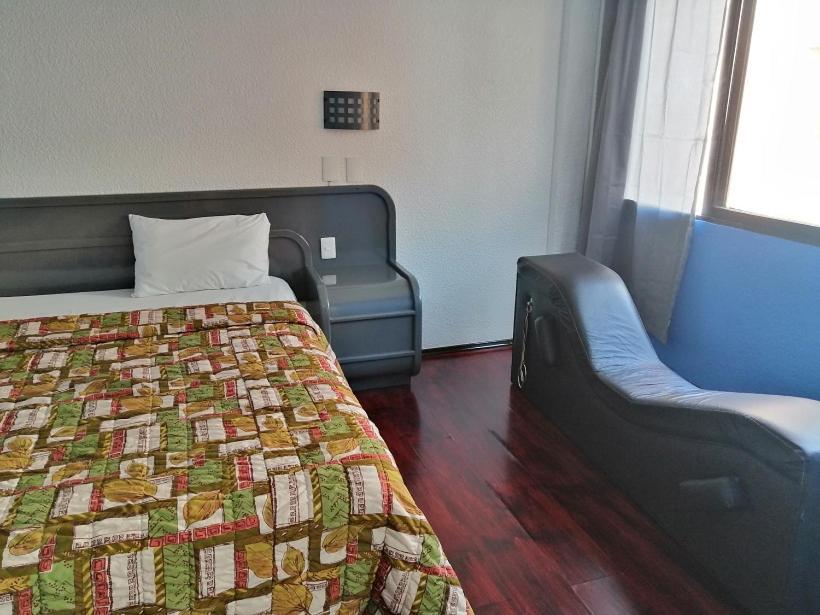 Motel Oasis Mexico Tlalnepantla  Extérieur photo